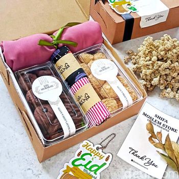 Paket Oleh-oleh